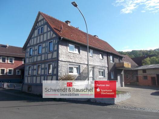Bauernhaus zum Kauf 184.000 € 8 Zimmer 179,7 m² 1.036 m² Grundstück Eschenrod Schotten 63679