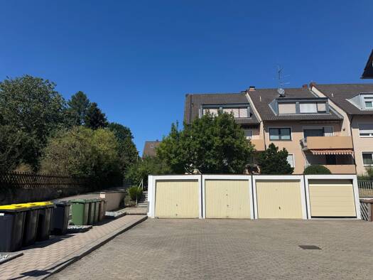 Wohnung zum Kauf provisionsfrei 325.000 € 3 Zimmer 85,6 m² Geschoss 1/3 frei ab sofort Zirndorf Zirndorf 90513