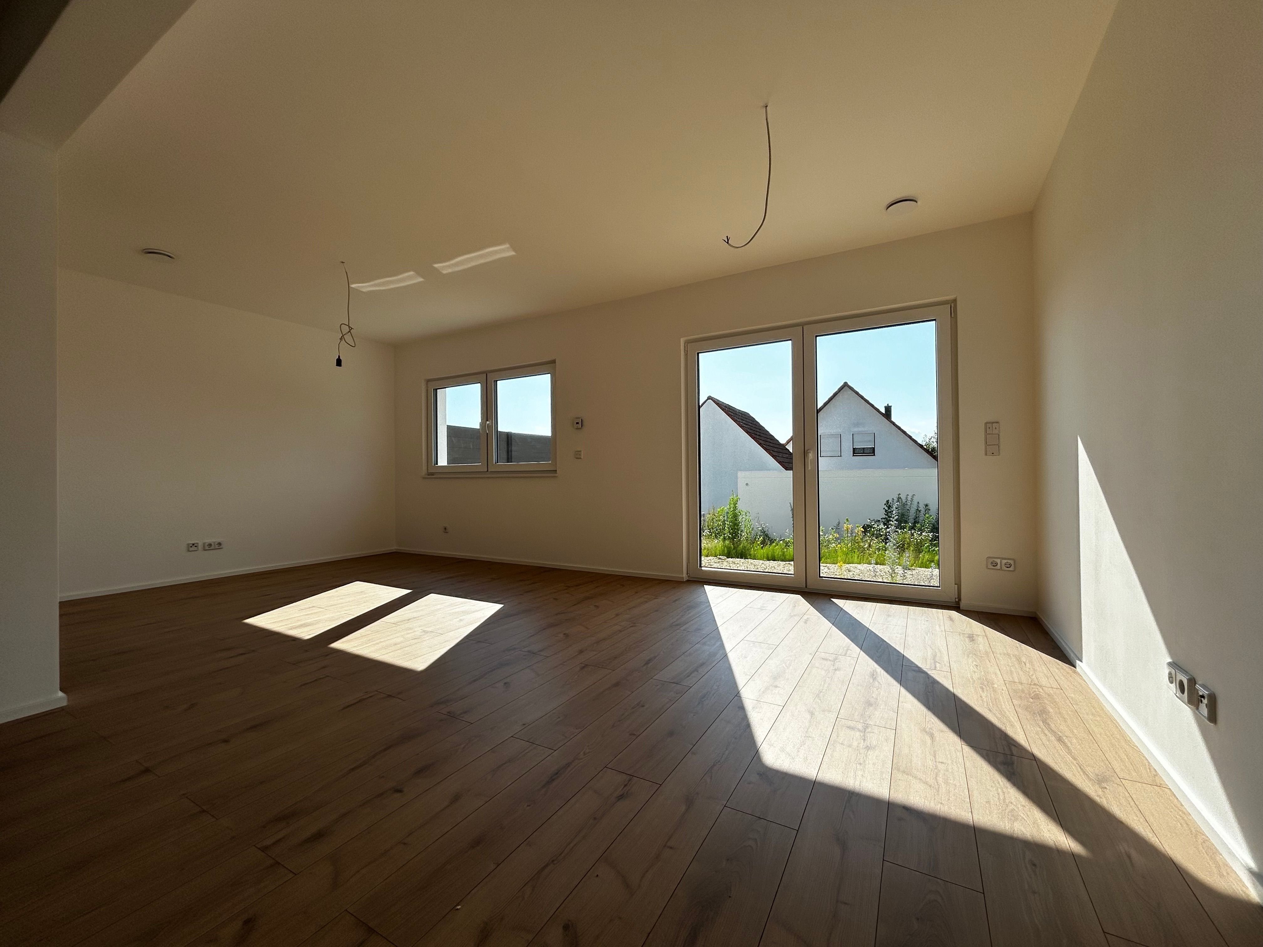 Doppelhaushälfte zum Kauf provisionsfrei 555.000 € 4 Zimmer 110,6 m²<br/>Wohnfläche 400 m²<br/>Grundstück Rehenbühl Pfofeld 91738