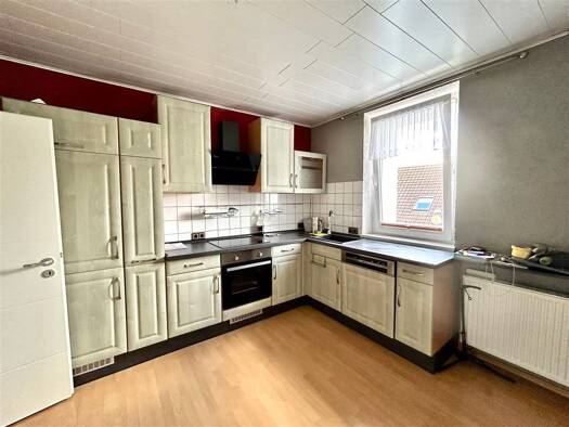 Haus zum Kauf 193.000 € 4 Zimmer 100 m² 767 m² Grundstück frei ab sofort Wemmetsweiler Merchweiler 66589