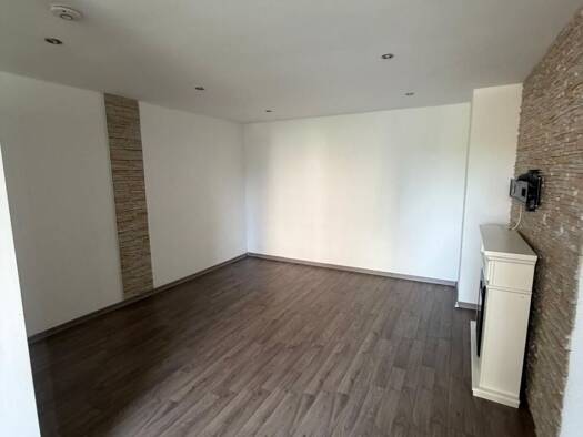 Wohnung zur Miete 1.100 € 4,5 Zimmer 118 m² Geschoss 3/15 frei ab sofort Mainaschaff 63814