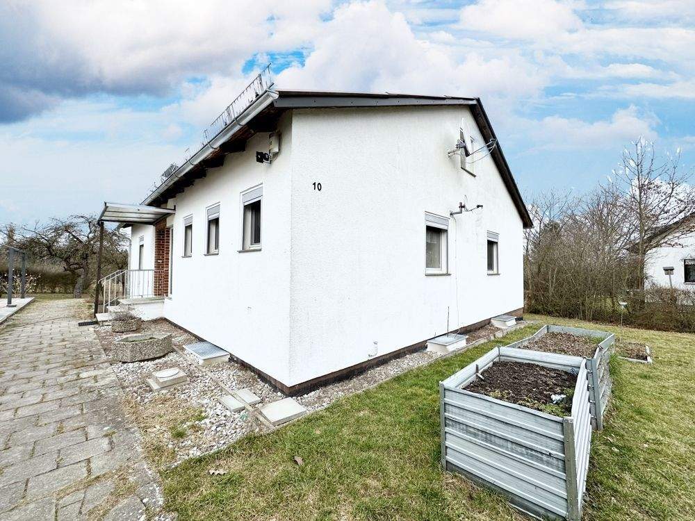 Immobilie in Hummeltal - Großzügiger Bungalow in Massivbauweise mit herrlichem Grundstück in ländlicher Lage! - Bild 1