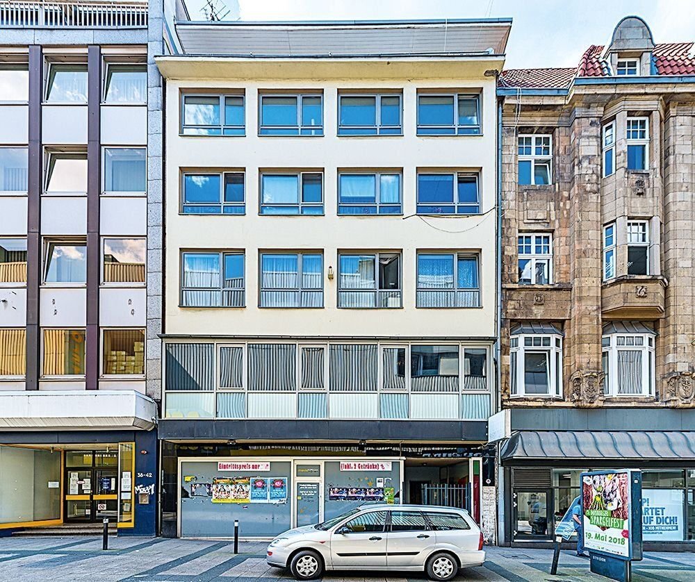 Wohn- und Geschäftshaus zur Versteigerung 175.000 € 682 m²<br/>Fläche 201 m²<br/>Grundstück Beekstraße 36 Altstadt Duisburg 47051