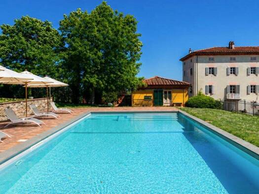 Haus zum Kauf 2.900.000 € 1.420 m² Lucca 55100