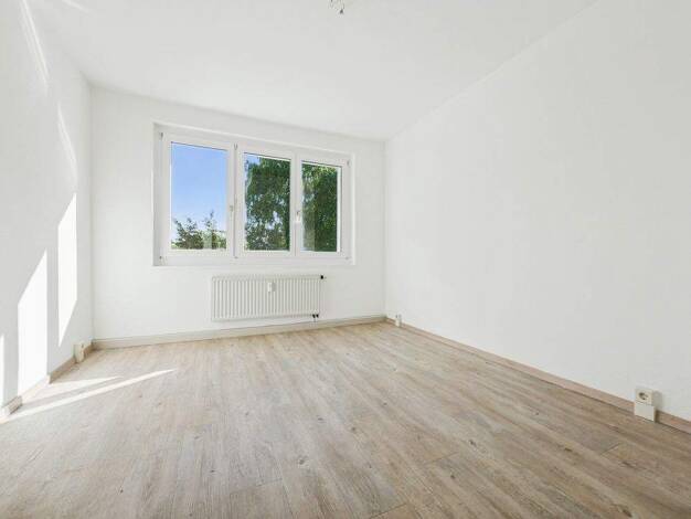 Wohnung zur Miete 345 € 3 Zimmer 59,5 m² 2. Geschoss Neustadt Neustadt in Sachsen 01844