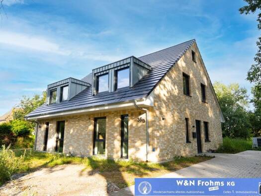 Doppelhaushälfte zur Miete 1.300 € 4 Zimmer frei ab 01.02.2026 Theaterstraße 36 b Großmoor Adelheidsdorf 29352