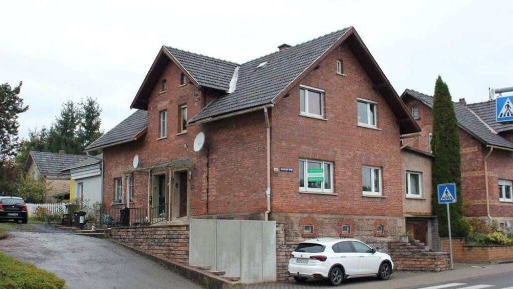 Einfamilienhaus zum Kauf provisionsfrei 99.000 € 4 Zimmer 82,7 m² 457 m² Grundstück Neuhaus-Schierschnitz Föritztal 96524