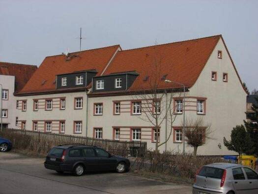 Wohnung zur Miete 305 € 2 Zimmer 43 m² 1. Geschoss frei ab sofort Cainsdorfer Str. 64 Wilkau-Haßlau 08112