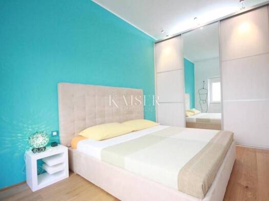 Wohnung zur Miete 1.000 € 2 Zimmer 53 m² 1. Geschoss Opatija - Centar, Opatija Centar