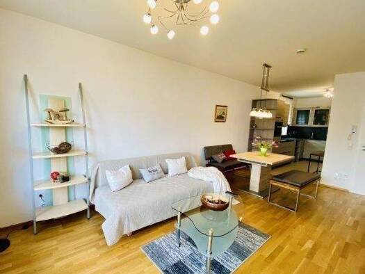 Wohnung zur Miete 850 € 2 Zimmer 67 m² 2. Geschoss frei ab 01.03.2026 Pater-Fink-Str. 4 Deggendorf 94469