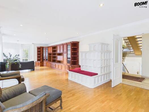 Villa zum Kauf 1.100.000 € 6 Zimmer 336,3 m² 580 m² Grundstück Baden 2500