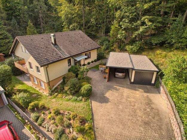 Einfamilienhaus zum Kauf 425.000 € 6 Zimmer 183,4 m² 1.104 m² Grundstück Schonach im Schwarzwald 78136
