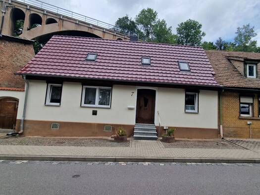 Reihenmittelhaus zum Kauf 49.000 € 3 Zimmer 75 m² 200 m² Grundstück Hettstedt Hettstedt 06333