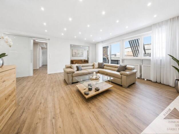 Wohnung zum Kauf 779.000 € 4,5 Zimmer 164 m² frei ab 01.08.2026 Mitte Sindelfingen 71063