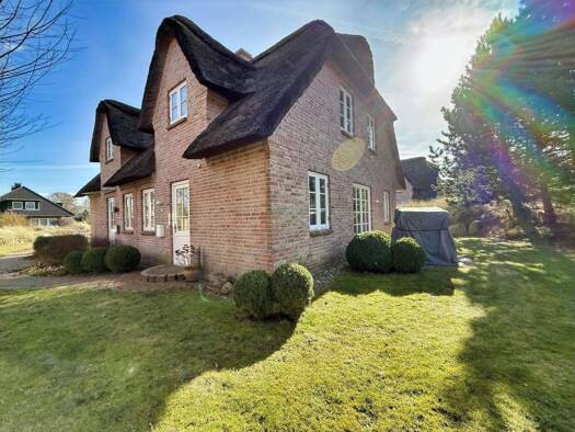 Doppelhaushälfte zum Kauf 649.000 € 3 Zimmer 75,3 m² 3.337 m² Grundstück Sankt Peter-Ording 25826