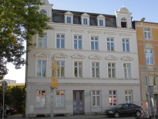Wohnung zum Kauf provisionsfrei 99.999 € 1 Zimmer 35 m² Geschoss 1/4 frei ab sofort Schelfstadt Schwerin 19055