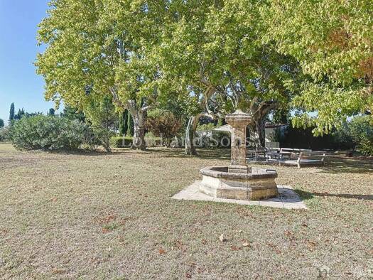 Schloss zum Kauf 4.770.000 € 465 m² 160.000 m² Grundstück Le Mariel ST REMY DE PROVENCE 13210