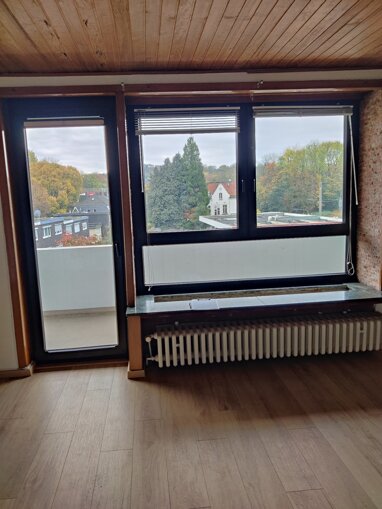 Wohnung zur Miete 580 € 2 Zimmer 77 m² 3. Geschoss frei ab sofort Döringstr.4 Nützenberg Wuppertal 42115