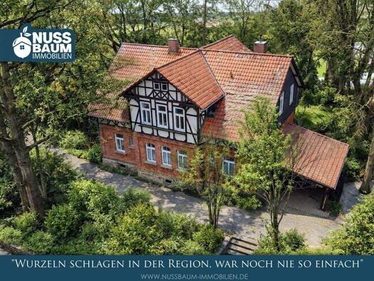 Einfamilienhaus zum Kauf 475.000 € 9 Zimmer 245 m² 2.222 m² Grundstück Eisfelder Straße 40 Hildburghausen 98646