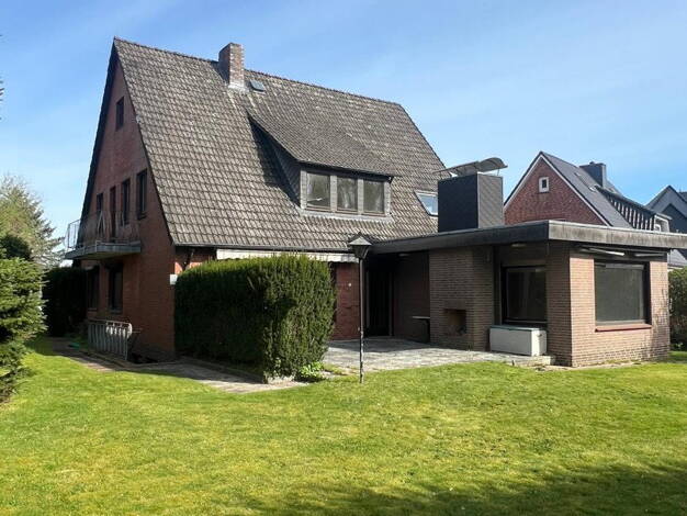 Einfamilienhaus zum Kauf provisionsfrei 495.000 € 7 Zimmer 198 m² 698 m² Grundstück Bad Oldesloe 23843