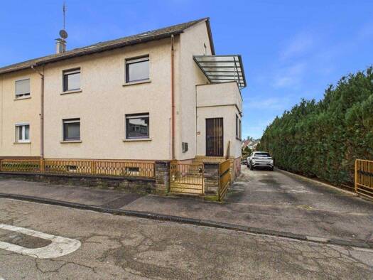 Doppelhaushälfte zum Kauf 369.000 € 5 Zimmer 105,4 m² 626 m² Grundstück Neibsheim Bretten / Neibsheim 75015