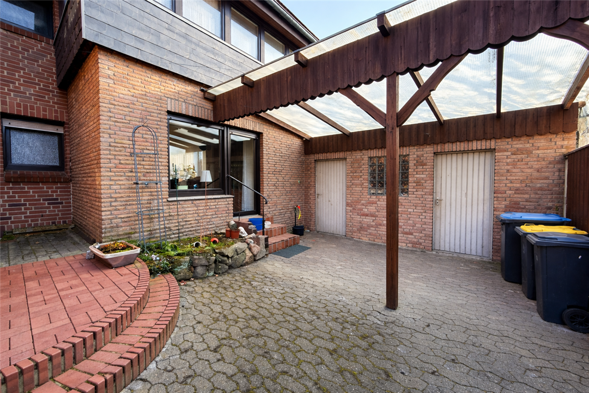 Immobilie in Hörstel - Einfamilienhaus mit großem Grundstück, zwei Garagen und vielseitigem Platzangebot in Hörstel-Riesenbeck - Bild 4