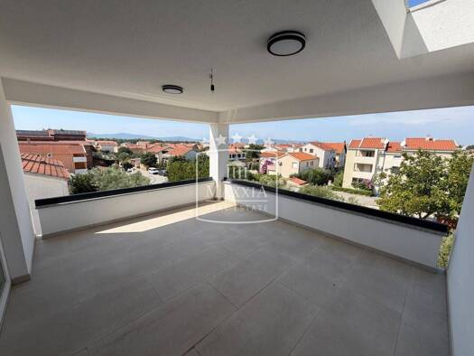 Wohnung zum Kauf 410.000 € 4 Zimmer 110 m² Geschoss 2/2 Biograd na Moru Biograd na Moru 23210