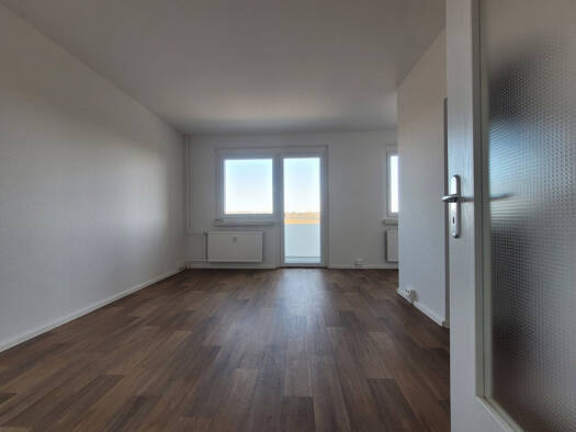 Studio zur Miete 205 € 1 Zimmer 35,8 m² 4. Geschoss frei ab 01.09.2026 Dr.-Karl-Gelbke-Straße 28 Chrieschwitz Plauen 08529