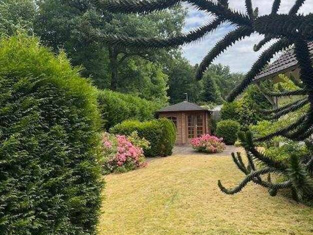 Einfamilienhaus zum Kauf 995.000 € 906 m² Grundstück Alt-Refrath Bergisch Gladbach 51427