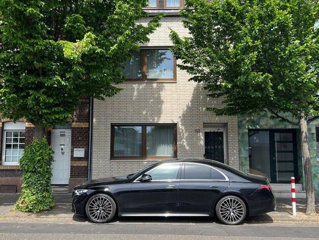 Reihenmittelhaus zur Miete 2.490 € 6 Zimmer 171 m² 371 m² Grundstück frei ab 01.10.2026 Hasenweide 105 Frechen Frechen 50226