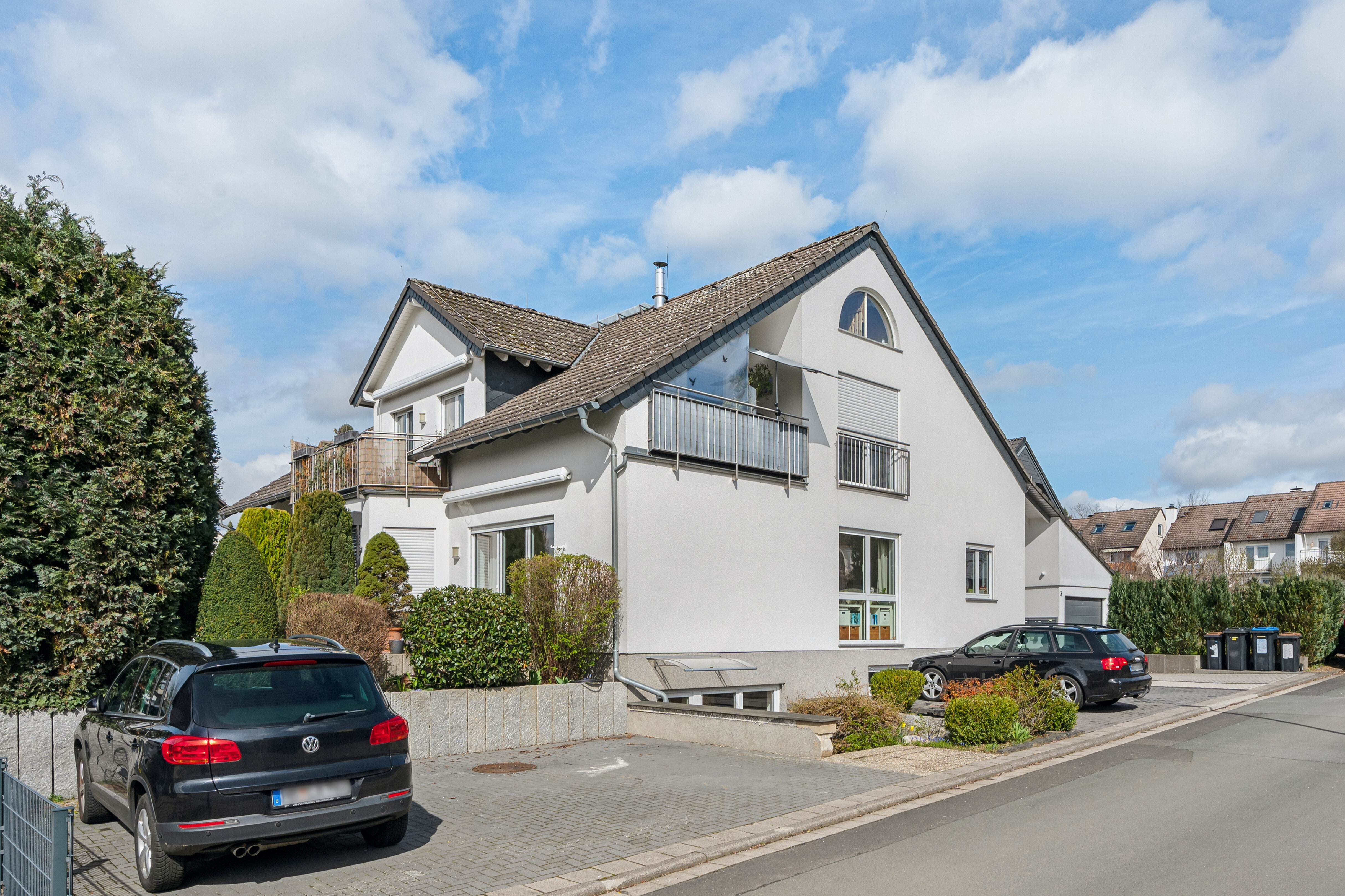 Mehrfamilienhaus zum Kauf 990.000 € 14 Zimmer 408 m²<br/>Wohnfläche 742 m²<br/>Grundstück Wehrheim Wehrheim 61273