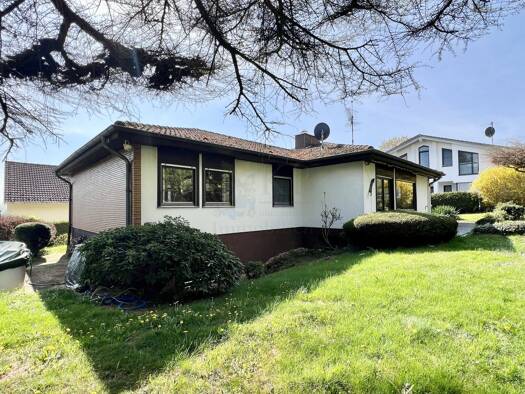 Haus zum Kauf 817.000 € 6 Zimmer 161 m² 1.098 m² Grundstück Altenhain Bad Soden 65812