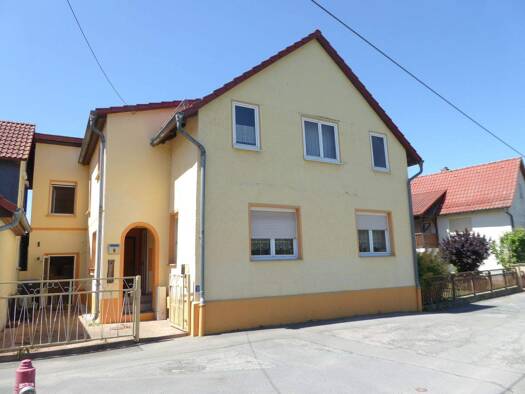 Haus zum Kauf 78.000 € 6 Zimmer 159 m² 140 m² Grundstück frei ab sofort Kleinkrossen Uhlstädt-Kirchhasel 07407