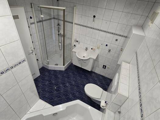 Wohnung zum Kauf 159.000 € 3,5 Zimmer 87 m² 3. Geschoss Stadtgebiet Sankt Georgen im Schwarzwald 78112