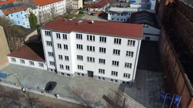 Wohnung zur Miete 500 € 3 Zimmer 91 m² Dachgeschoss, 3. Geschoss frei ab sofort Donaliesstraße 17 Zeitz Zeitz 06712
