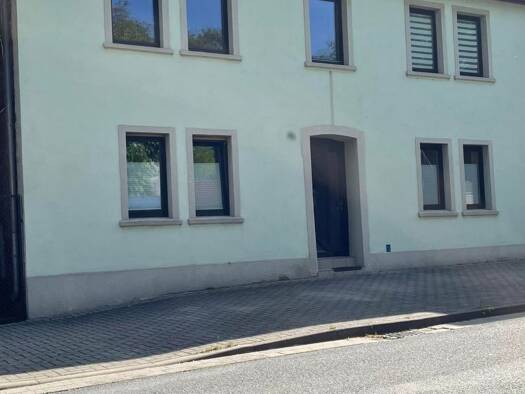Reihenmittelhaus zum Kauf 54.500 € 7 Zimmer 110 m² 195 m² Grundstück Alsleben 06425