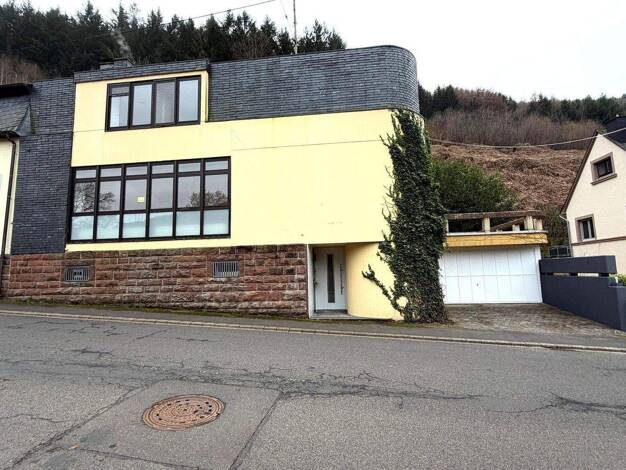 Einfamilienhaus zum Kauf provisionsfrei 249.000 € 9 Zimmer 277 m² 803 m² Grundstück Butzweiler Str. 52 Kordel 54306