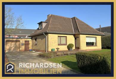 Einfamilienhaus zum Kauf 245.000 € 4 Zimmer 123,5 m² 556 m² Grundstück Niebüll 25899