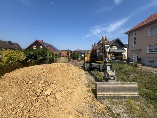 Doppelhaushälfte zum Kauf 530.000 € 5 Zimmer 141,8 m² 314 m² Grundstück Waldbüttelbrunn 97297