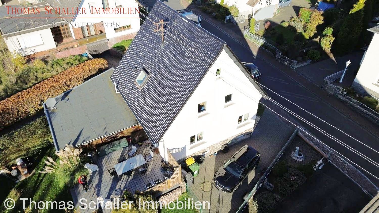 Einfamilienhaus zum Kauf 368.000 € 6 Zimmer 139 m²<br/>Wohnfläche 699 m²<br/>Grundstück Ransbach-Baumbach 56235