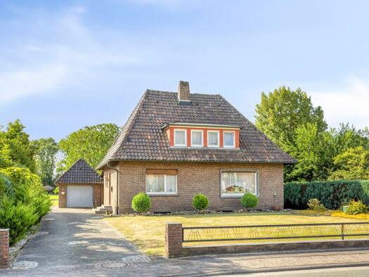 Einfamilienhaus zum Kauf 269.000 € 1 Zimmer 92 m² 6.896 m² Grundstück Dorfstraße 67 Lage 49828