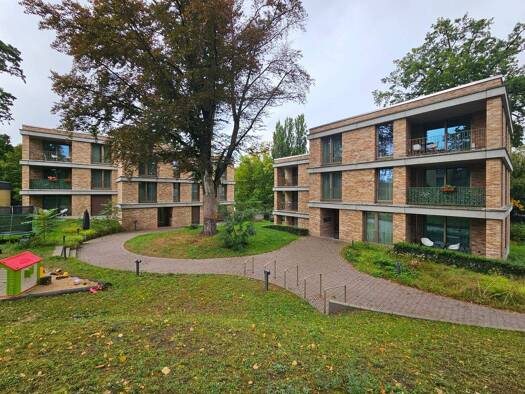 Mehrfamilienhaus zum Kauf provisionsfrei als Kapitalanlage geeignet 1.123,8 m² 2.915 m² Grundstück Königsallee 16i und j Grunewald Berlin 14193