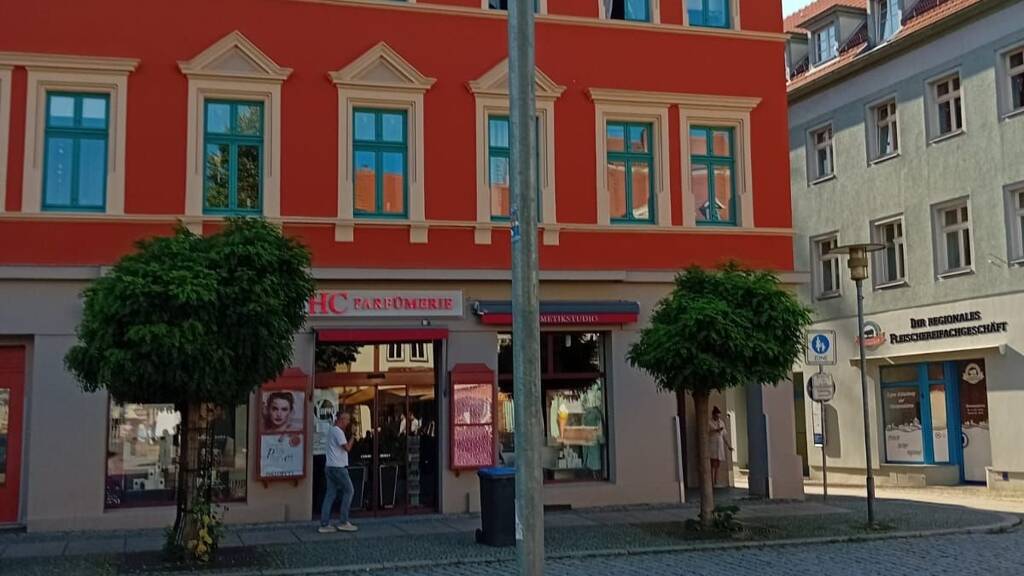 Wohnung zur Miete 346 € 2 Zimmer 56 m² 2. Geschoss frei ab sofort Markt 14 Aschersleben 06449
