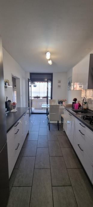 Wohnung zum Kauf 195.000 € 3 Zimmer 67 m²<br/>Wohnfläche 1.<br/>Geschoss Rijeka