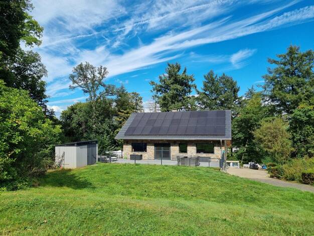 Einfamilienhaus zum Kauf provisionsfrei 850.000 € 7 Zimmer 300 m² 2.764 m² Grundstück Altenkirchen Altenkirchen (Westerwald) 57610