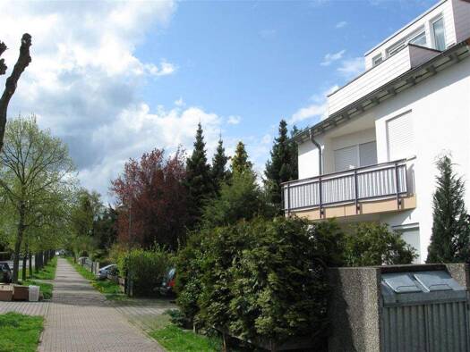 Wohnung zur Miete 825 € 2 Zimmer 75 m² 3. Geschoss frei ab 01.01.2026 Usingen 61250