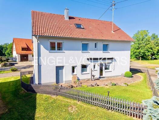 Einfamilienhaus zum Kauf 339.000 € 8 Zimmer 217,9 m² 311 m² Grundstück Dotternhausen 72359