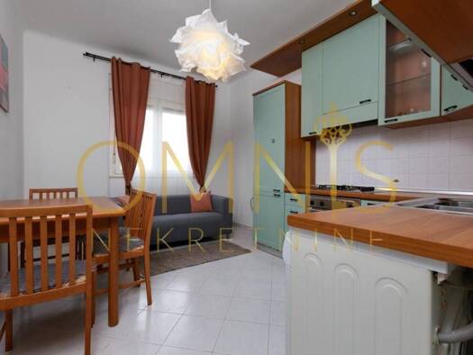 Wohnung zur Miete 700 € 2 Zimmer 53 m² 5. Geschoss Rijeka