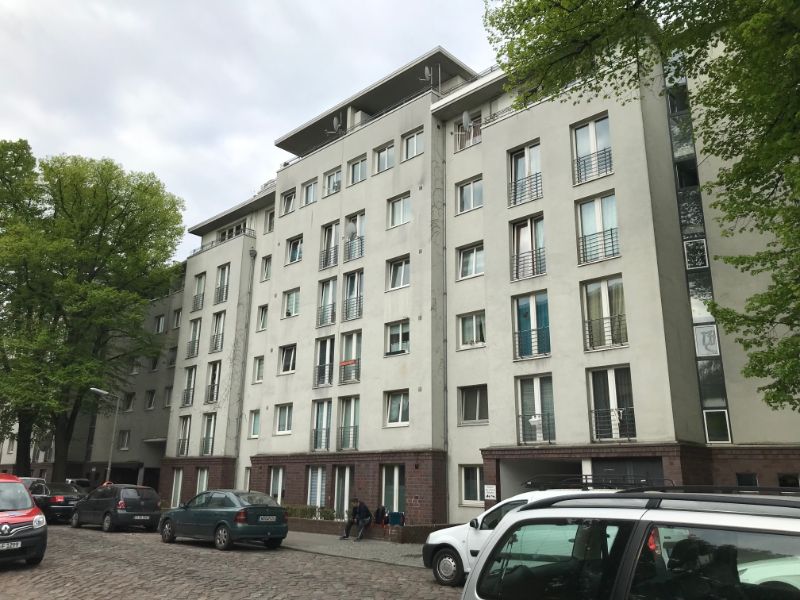 Wohnung zur Miete nur mit Wohnberechtigungsschein 689,90 € 2 Zimmer 83,1 m²<br/>Wohnfläche 1.<br/>Geschoss 16.11.2024<br/>Verfügbarkeit Klixstr. 33 Reinickendorf Berlin 13403