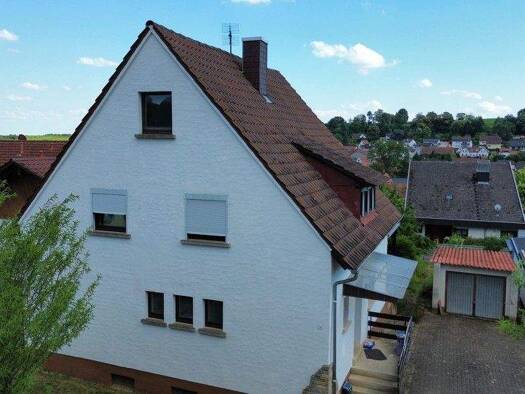 Doppelhaushälfte zum Kauf 249.000 € 5 Zimmer 137 m² 550 m² Grundstück Klingenmünster 76889